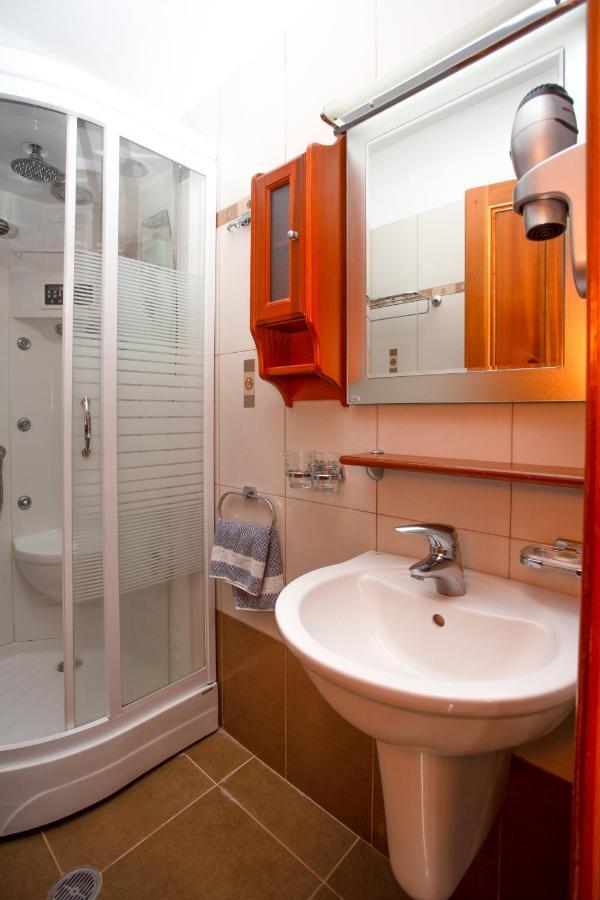 Hotel Adonis Metsovo Luaran gambar