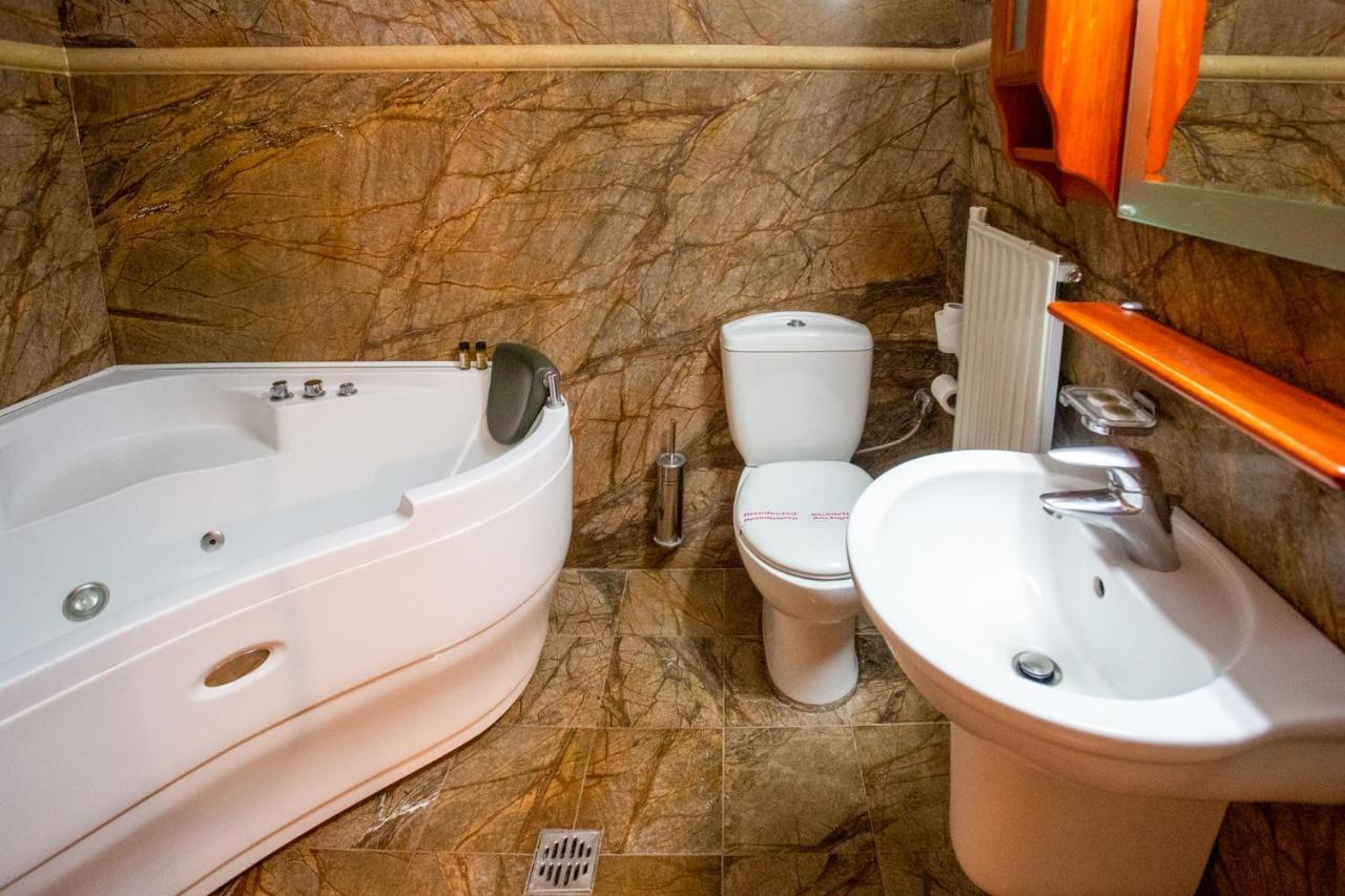 Hotel Adonis Metsovo Luaran gambar